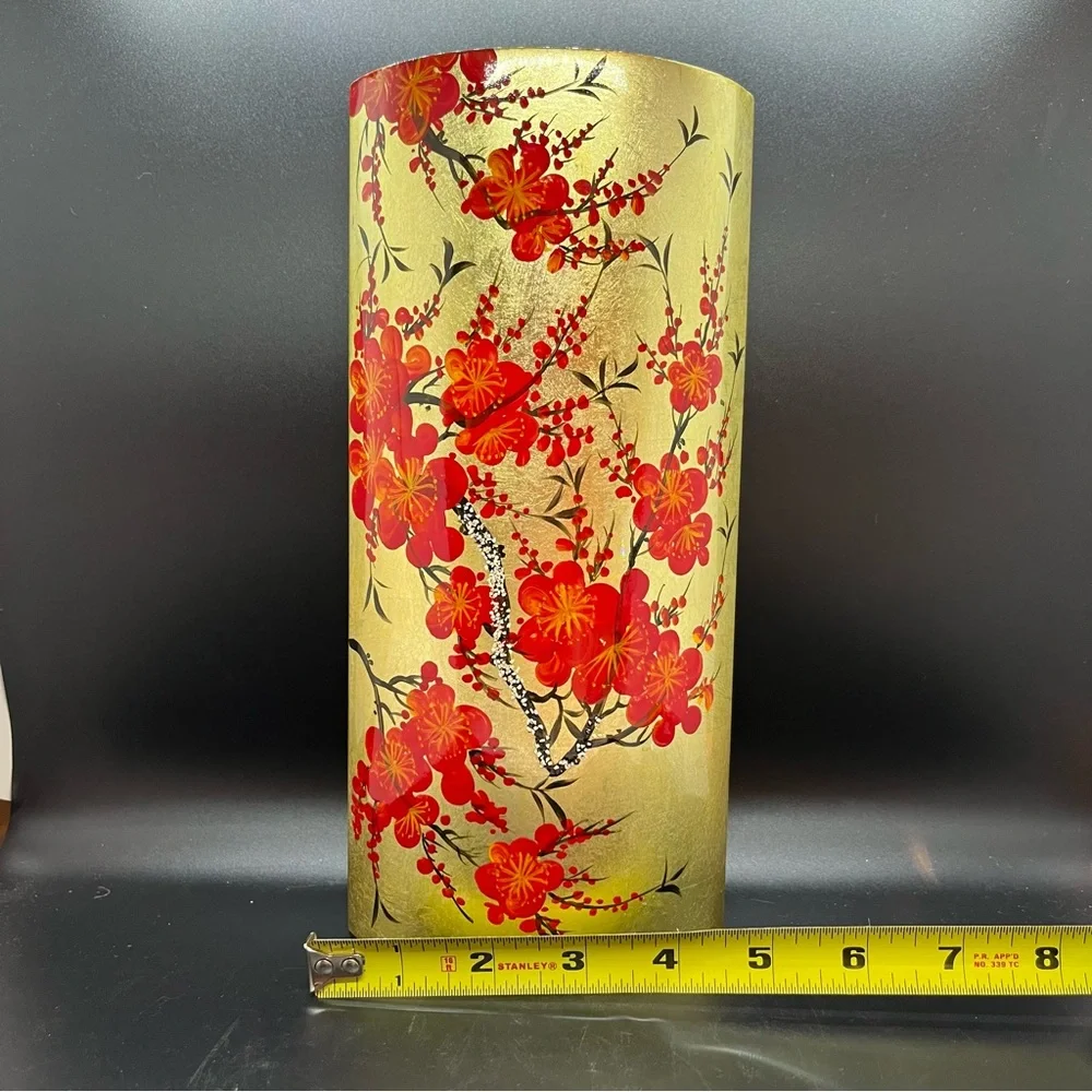 Stunning Gold Vase with Beautiful Crimson Flowers Asian